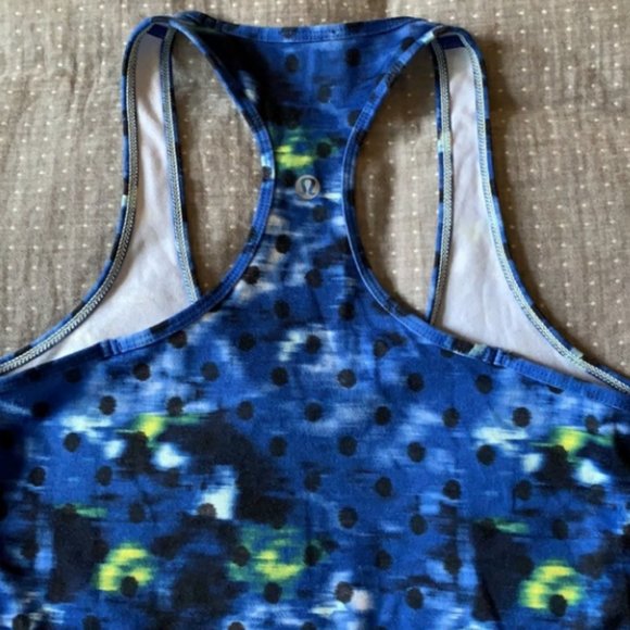 Lululemon tank top - Picture 2 of 4